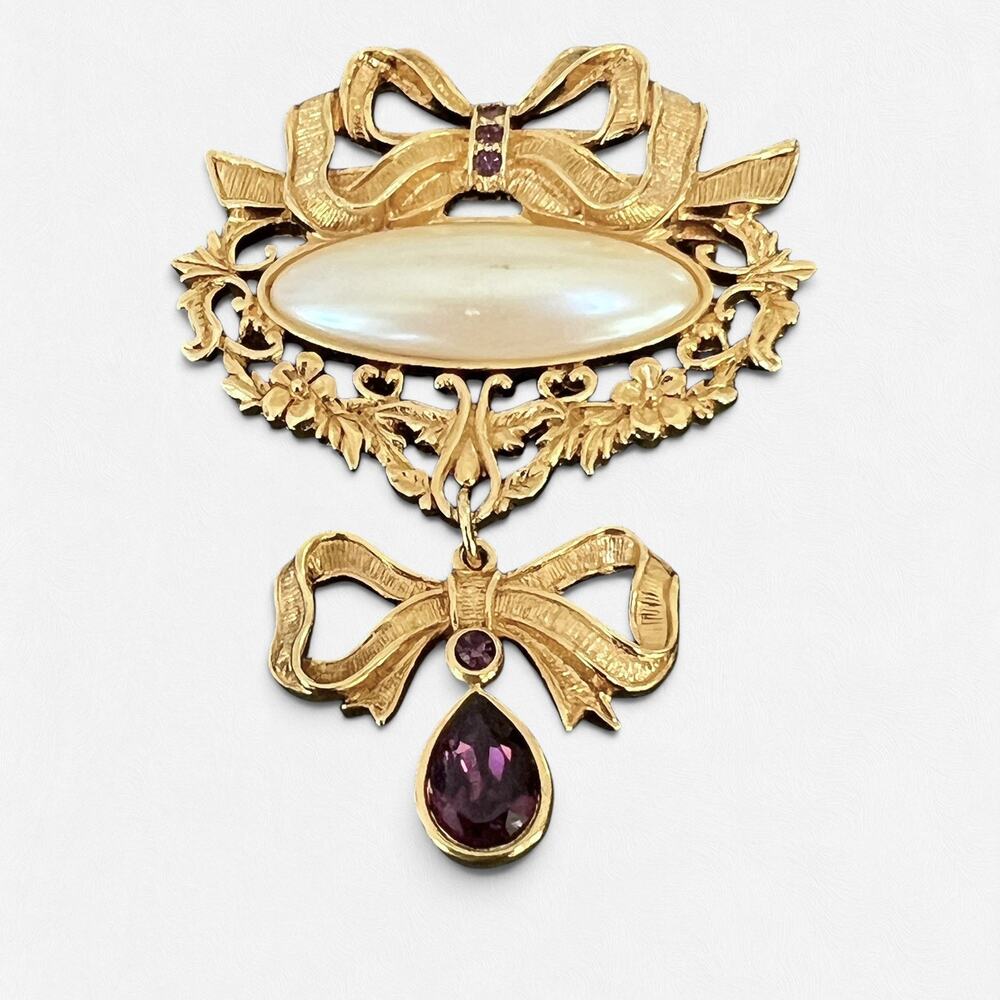 Vintage Avon Romantic Style Bow Dangle Brooch Pin Coquette Bridgerton Gilded Age